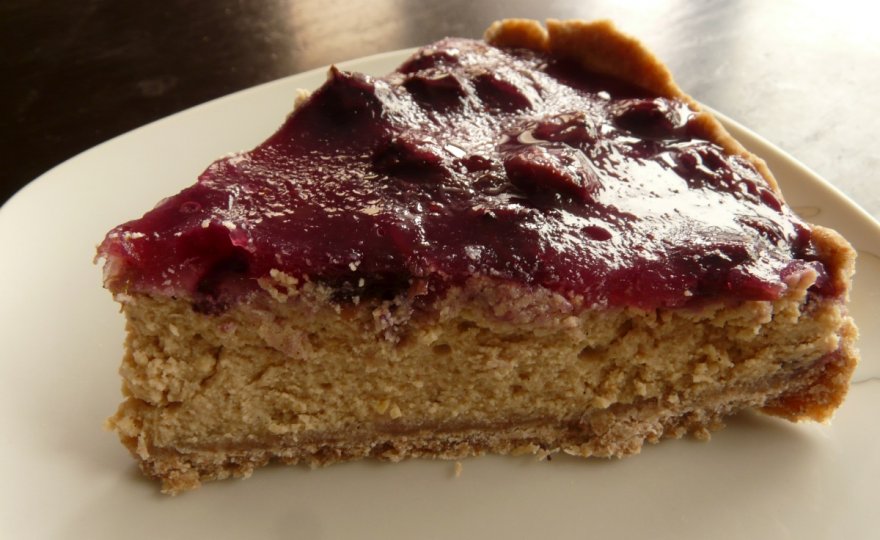 Borůvkový tofu cheesecake