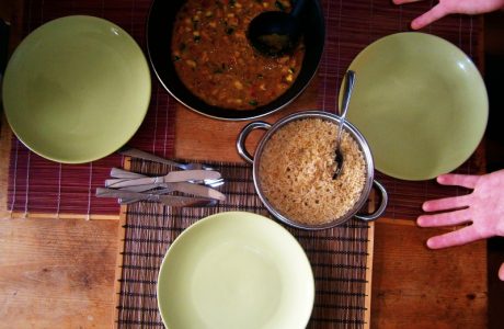 Thajské vegan curry se sojovými kostkami