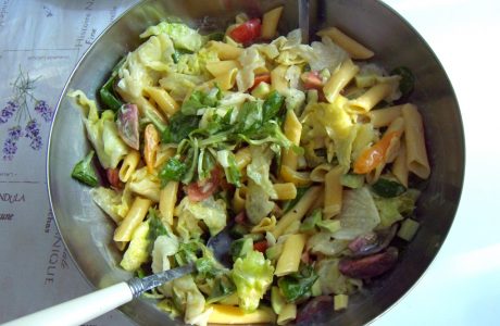 vegan_testovinovy_salat